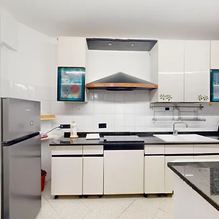 Casa Anna - By Ligooria Apartment