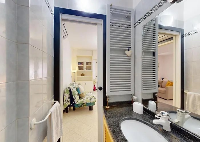 Casa Anna - By Ligooria Pietra Ligure